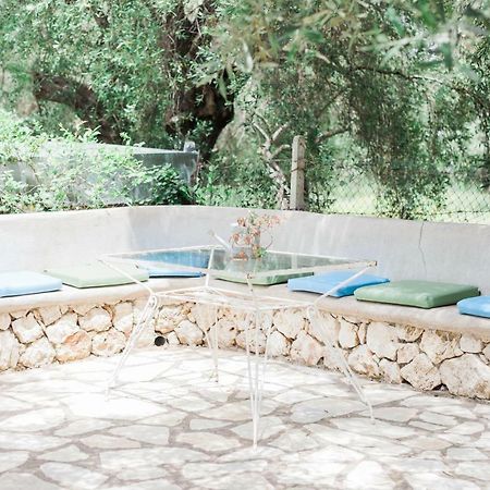 Afroditi Pansion Agios Nikitas Exterior photo