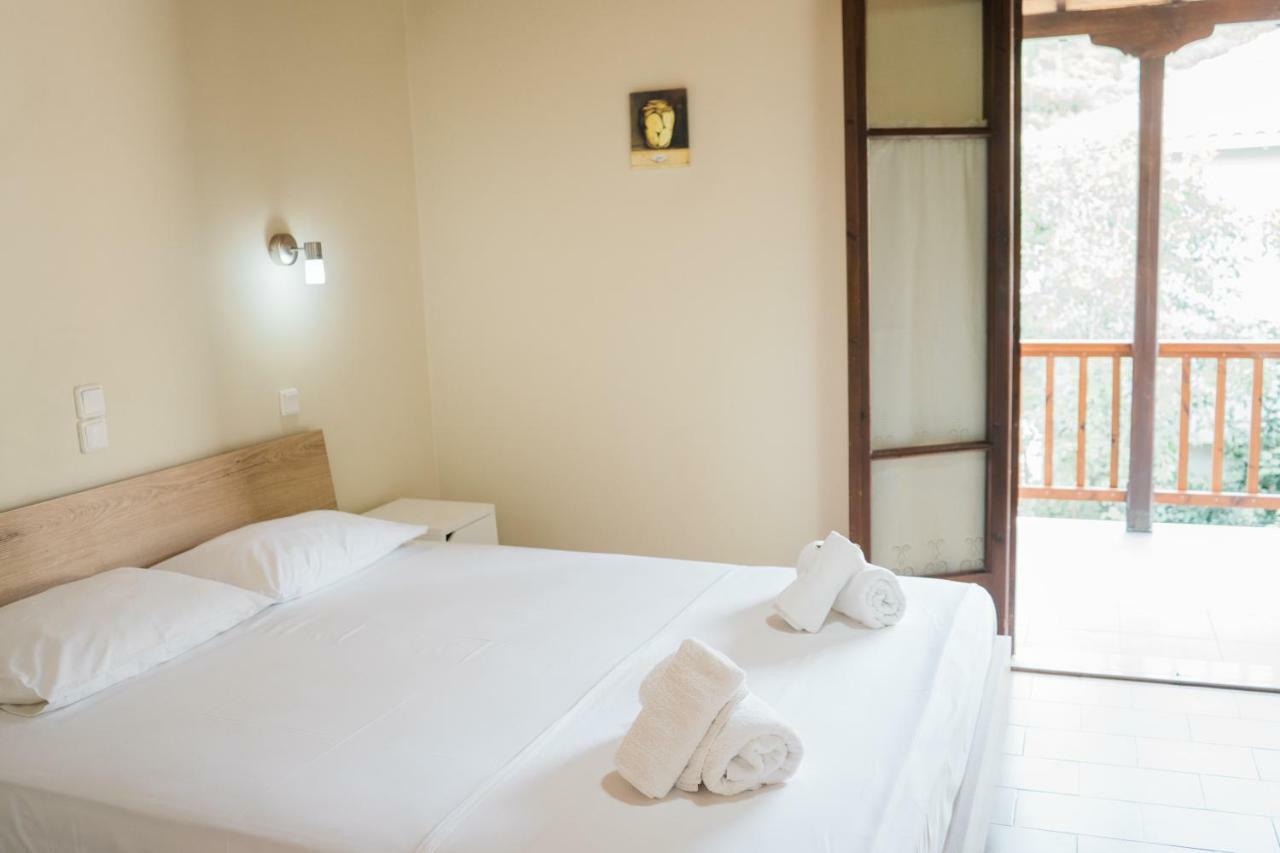Afroditi Pansion Agios Nikitas Exterior photo