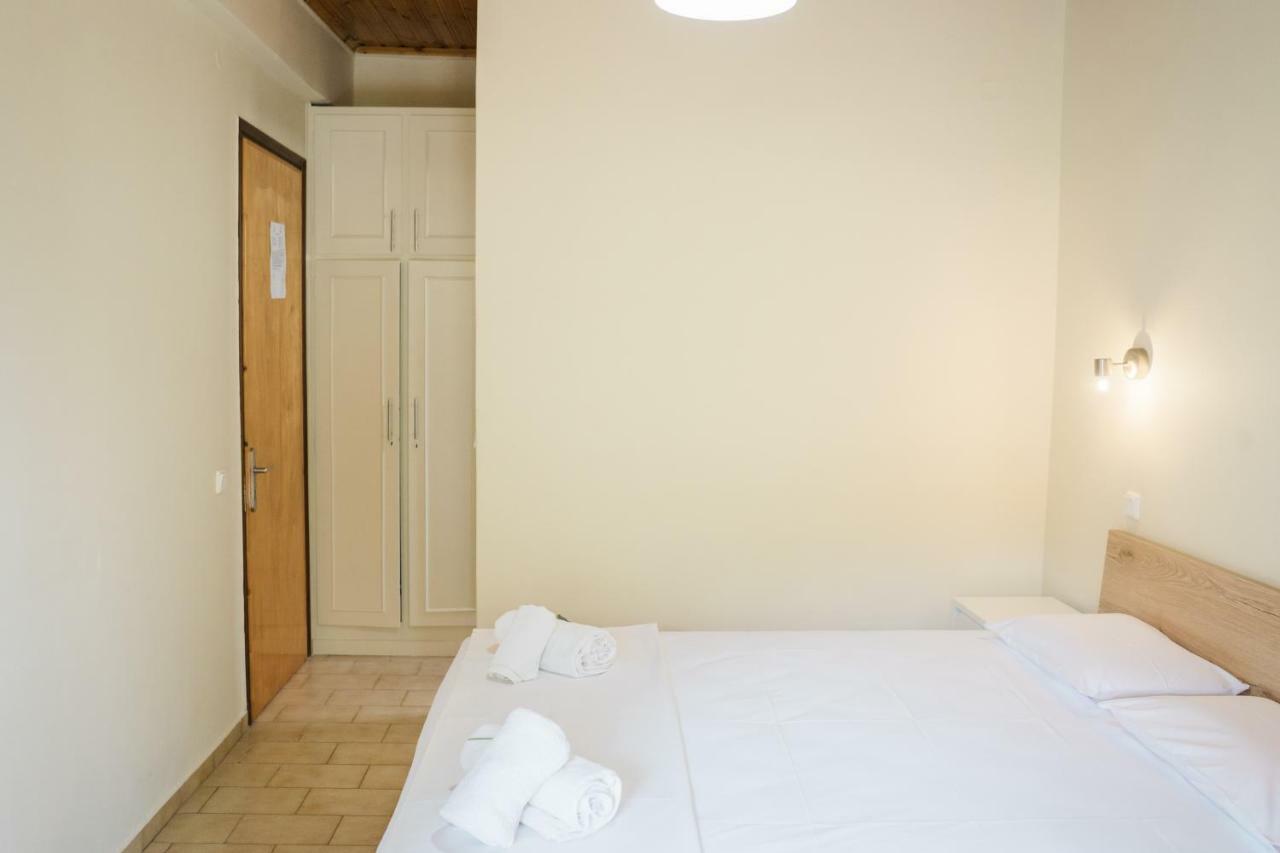 Afroditi Pansion Agios Nikitas Exterior photo