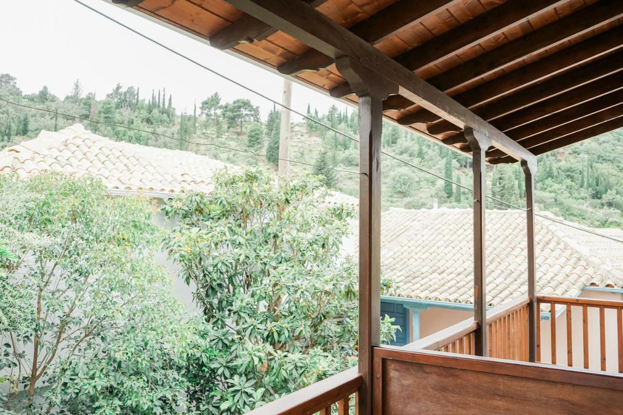 Afroditi Pansion Agios Nikitas Exterior photo