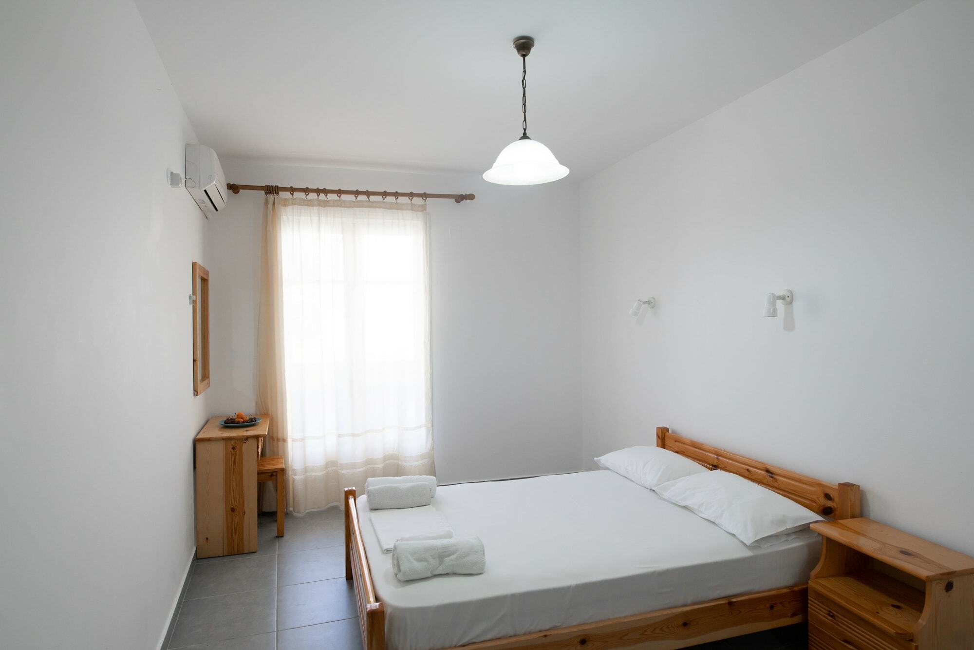 Afroditi Pansion Agios Nikitas Exterior photo